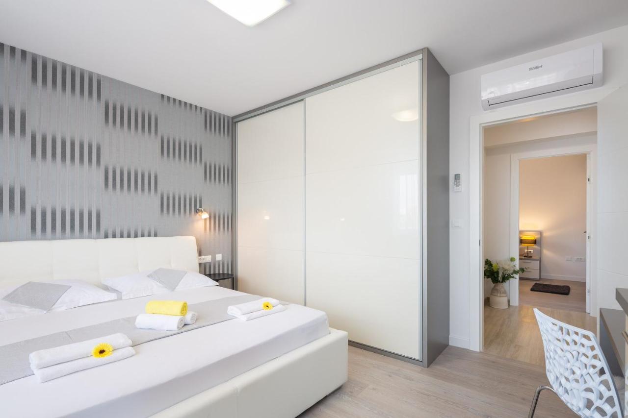 Mintos Luxury Resort Подстрана Экстерьер фото