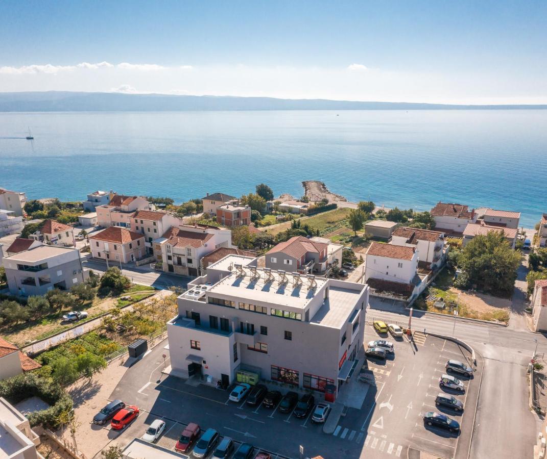 Mintos Luxury Resort Подстрана Экстерьер фото