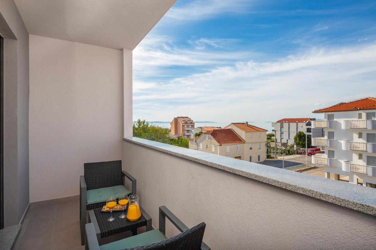 Mintos Luxury Resort Подстрана Экстерьер фото