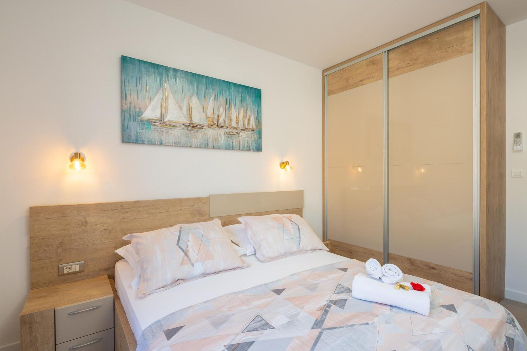 Mintos Luxury Resort Подстрана Номер фото
